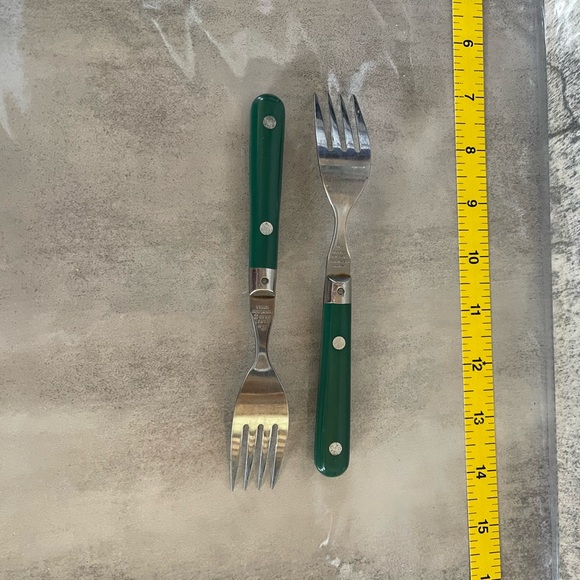 2 Washington Forge Mardi Gras salad forks - Picture 1 of 2